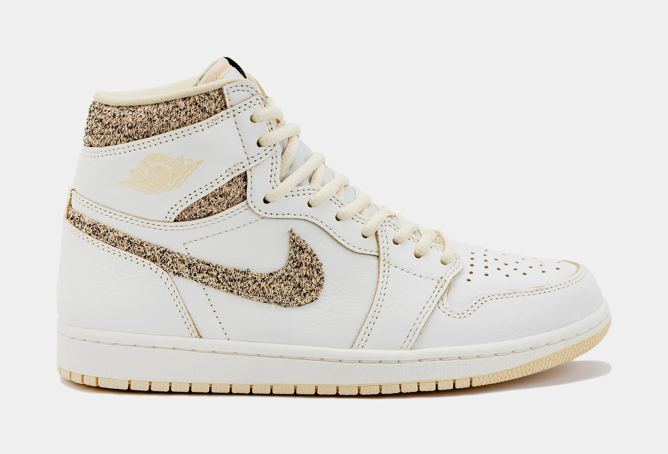 Air Jordan 1 Retro High OG Sail Pale Vanilla Mens Lifestyle Shoes (Beige) Free Shipping