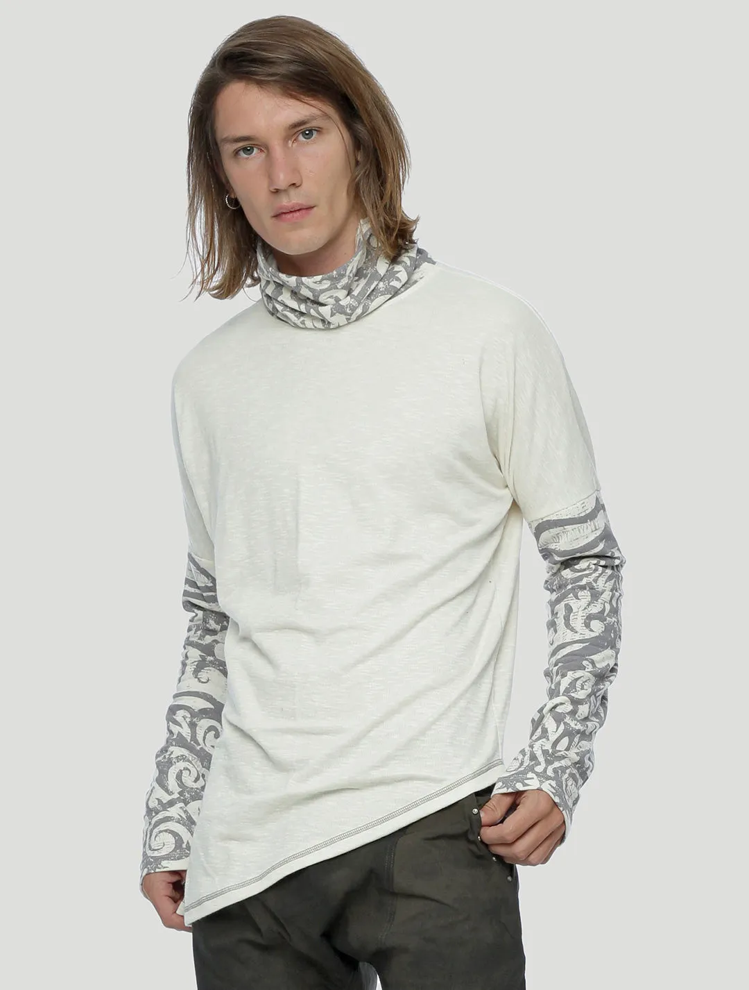 Apera Turtleneck Sweater