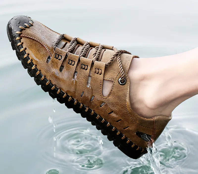 Lace-Up Leather Soft Sandals / Men's Outdoor Water Shoes - SF1085