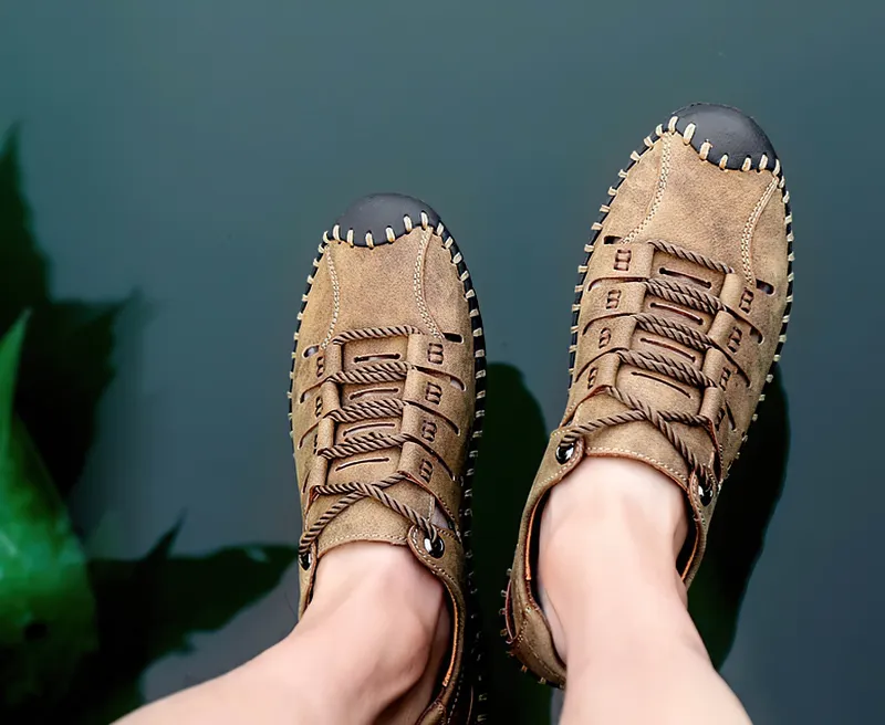 Lace-Up Leather Soft Sandals / Men's Outdoor Water Shoes - SF1085